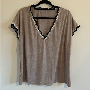 Plus - V-Neck Top with Black Trim - 2X 16